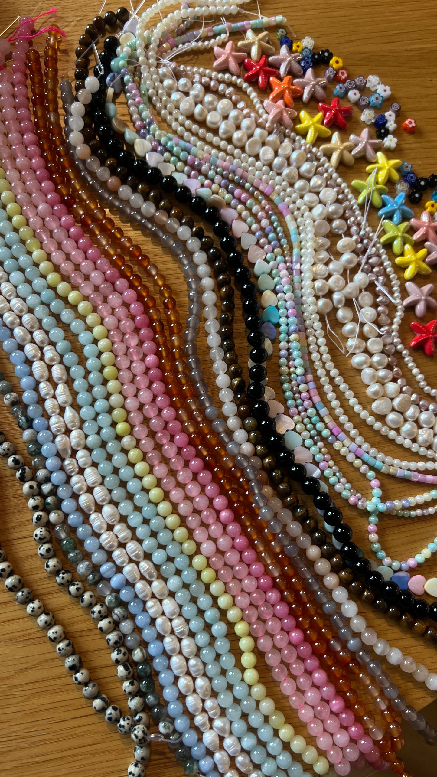 Dec 7th - Sip 'n Craft - Jewelry Edition - Rotterdam